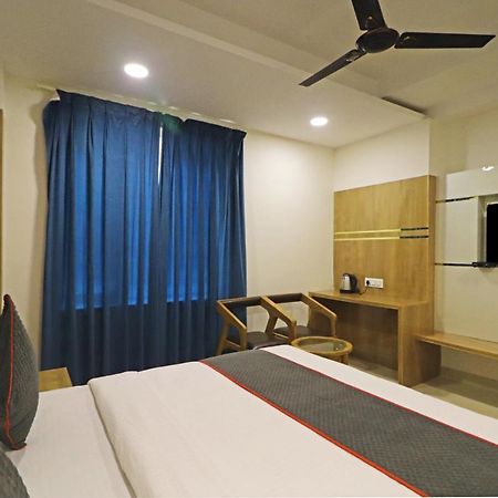 Hotel All Time Residency 뉴델리 외부 사진